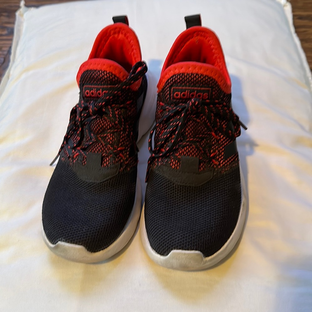 Adidas tennis shoes